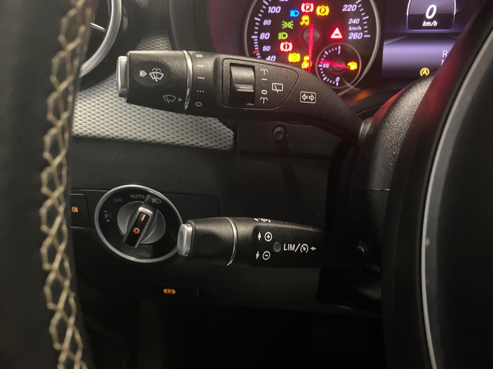 Fahrzeugabbildung Mercedes-Benz B 220 Urban+NAVI+AHK+ALLRAD+KAMERA+18"+DCT+