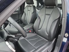 Fahrzeugabbildung Audi A3 Limousine 30 TDI sport PANO VIRTUAL LEDER NAV