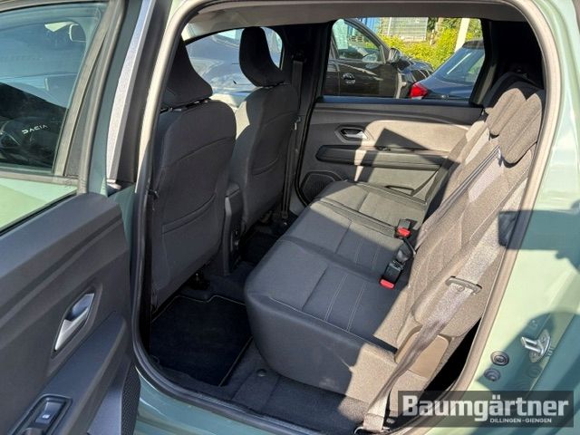 Fahrzeugabbildung Dacia Jogger Expression Hybrid 140 PDC/Winter-P/Deutsc - mit KI generiert/bearbeitet