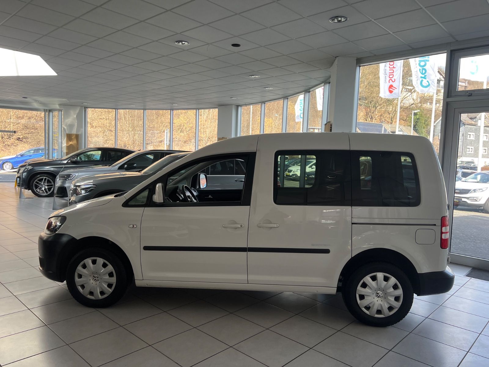Fahrzeugabbildung Volkswagen Caddy Kombi Soccer