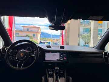Porsche Cayenne - 7