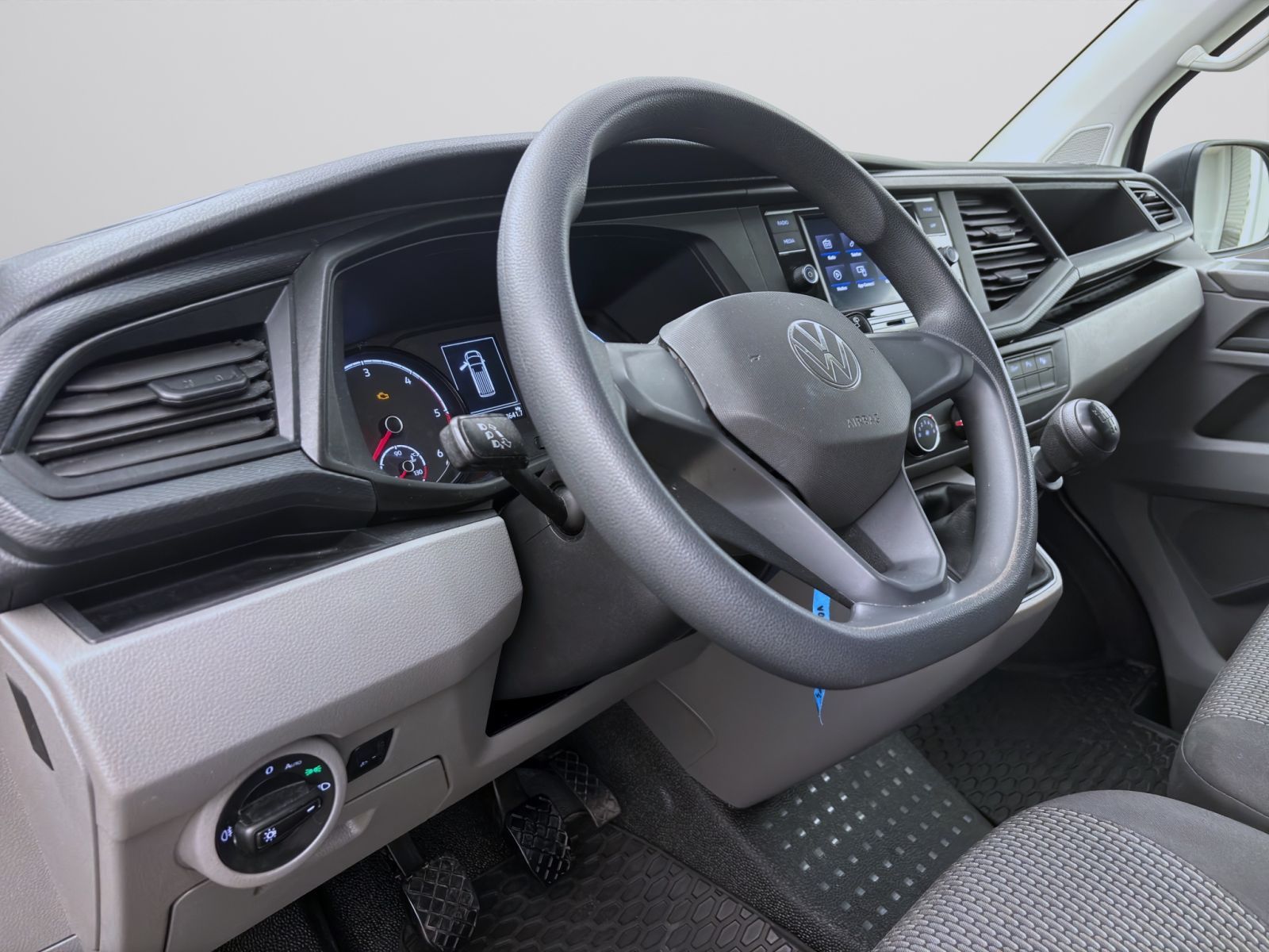 Volkswagen T6 Kombi - Bild 13