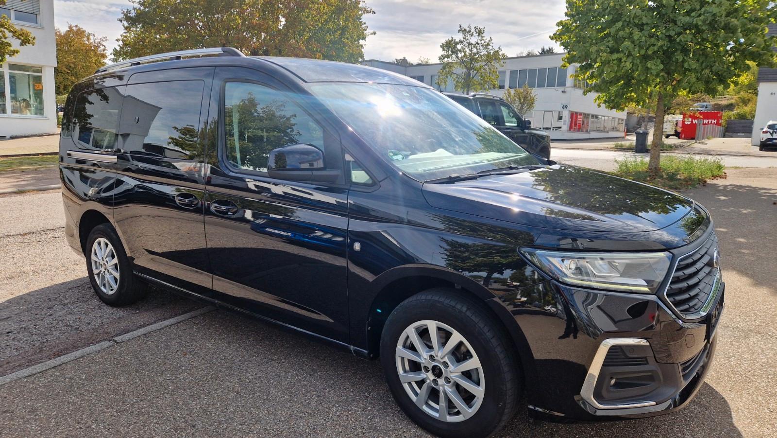 Ford Grand Tourneo 2.0 EcoBlue Titanium Automatik