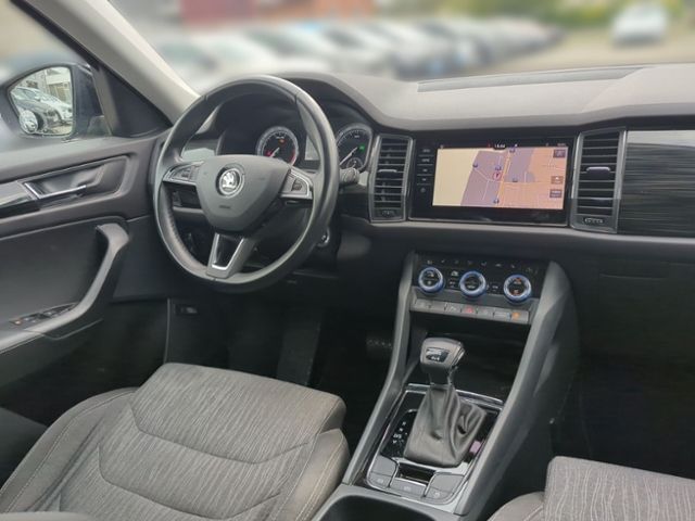 Fahrzeugabbildung SKODA Kodiaq 2.0 TDI DSG 4x4 Style NAV AHK KAMERA ELEK