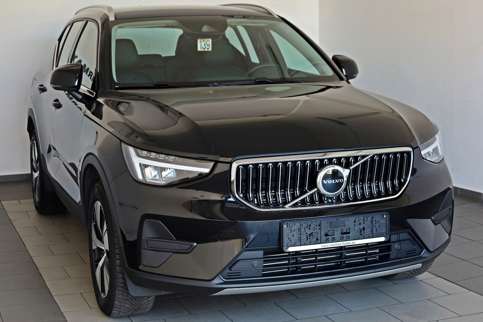 Fahrzeugabbildung Volvo XC40 Core Recharge,Leder,Navi,LED,SH,Kamera,AHK