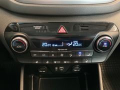Fahrzeugabbildung Hyundai Tucson blue 1.7 CRDi Intro Edition 2WD