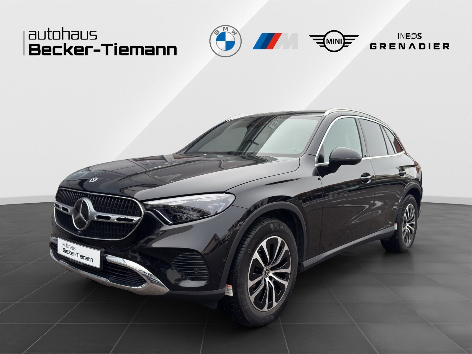 MERCEDES-BENZ GLC 220 d 4MATIC | Ahk| 1 Hand| inkl. Winterräde