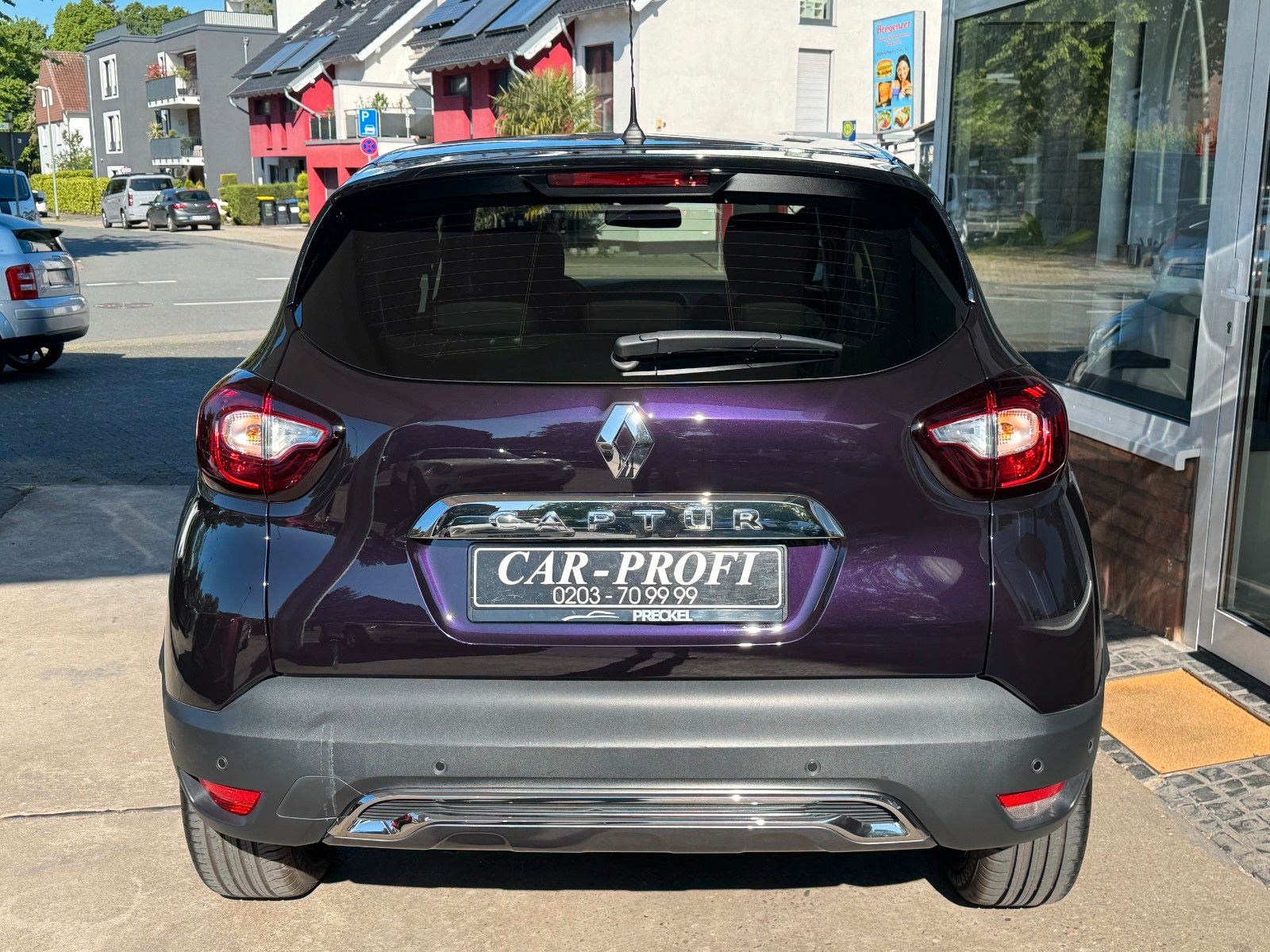 Fahrzeugabbildung Renault Captur Initiale Paris Navi/Leder/Kamera/21Tkm