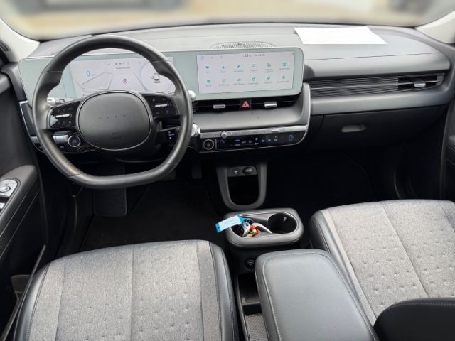 Fahrzeugabbildung Hyundai IONIQ 5 Techniq Elektro 72 +NAVI+KLIMA+RFK+SHZ+C