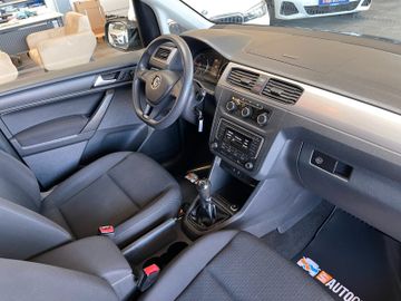 MYAUTOCENTER – Gebraucht- und Jahreswagen mit Werkstattservice in Pfaffenhofen Volkswagen Caddy PKW Maxi BMT*Klima*Radio*7Sitze*