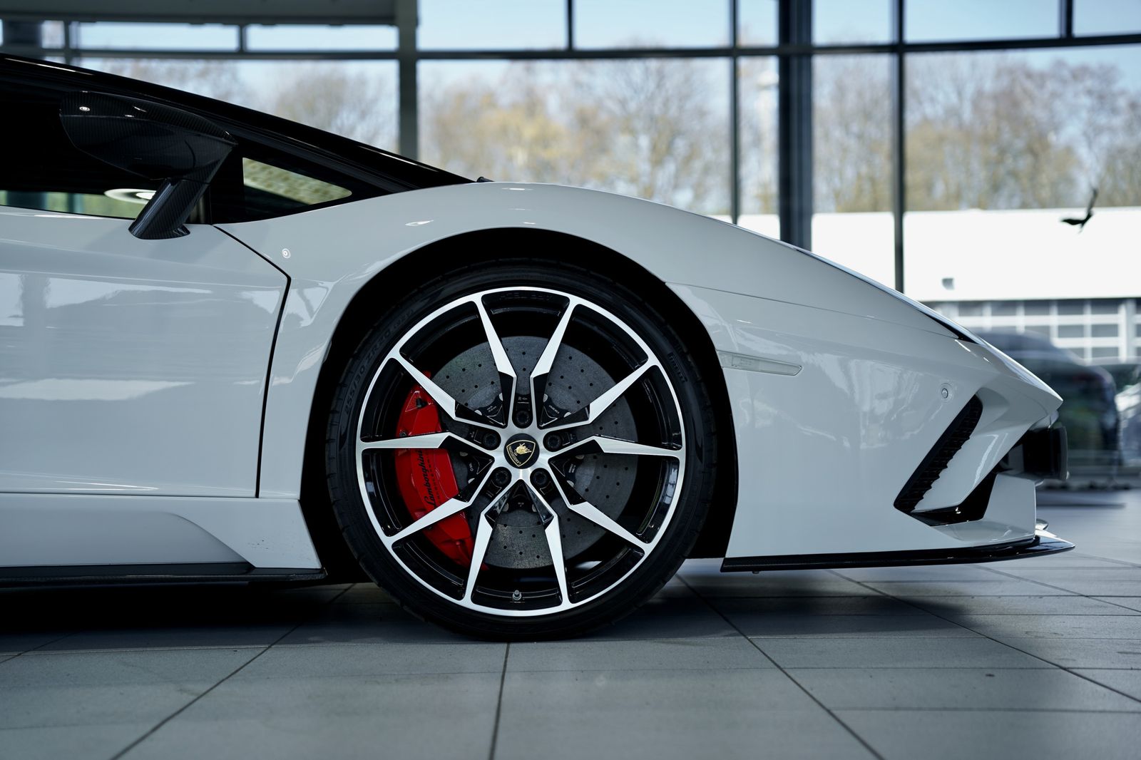 Lamborghini Aventador