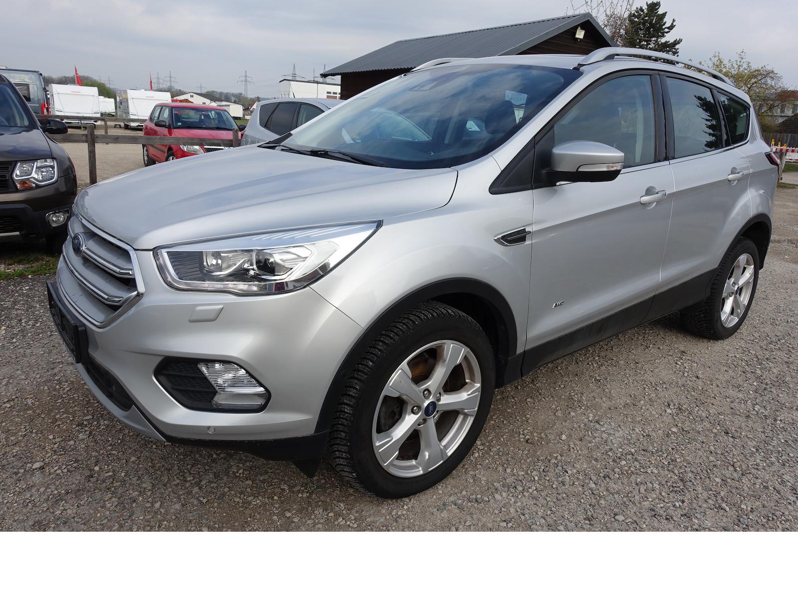 Ford Kuga Titanium Kamera Parkassyst Leder Navi Bi-Xe