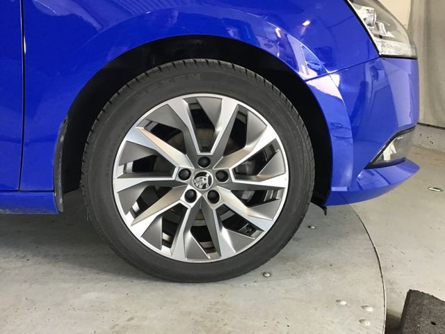Fahrzeugabbildung Skoda Fabia Best of 1.0 TSI Combi Ambition/Navi/SHZ
