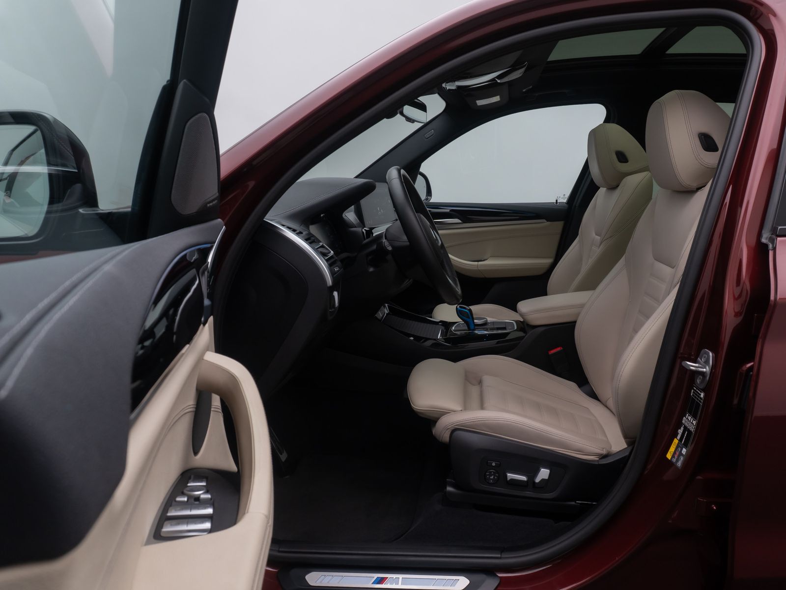 Fahrzeugabbildung BMW iX3 IMPRESSIVE H/K HUD AHK 360° Panorama 20Zoll