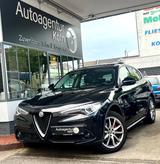 Alfa Romeo Stelvio Super Q4 *SCHIEBEDACH*SHZ*KLIMA*PDC*RFK* - Alfa Romeo in Köln