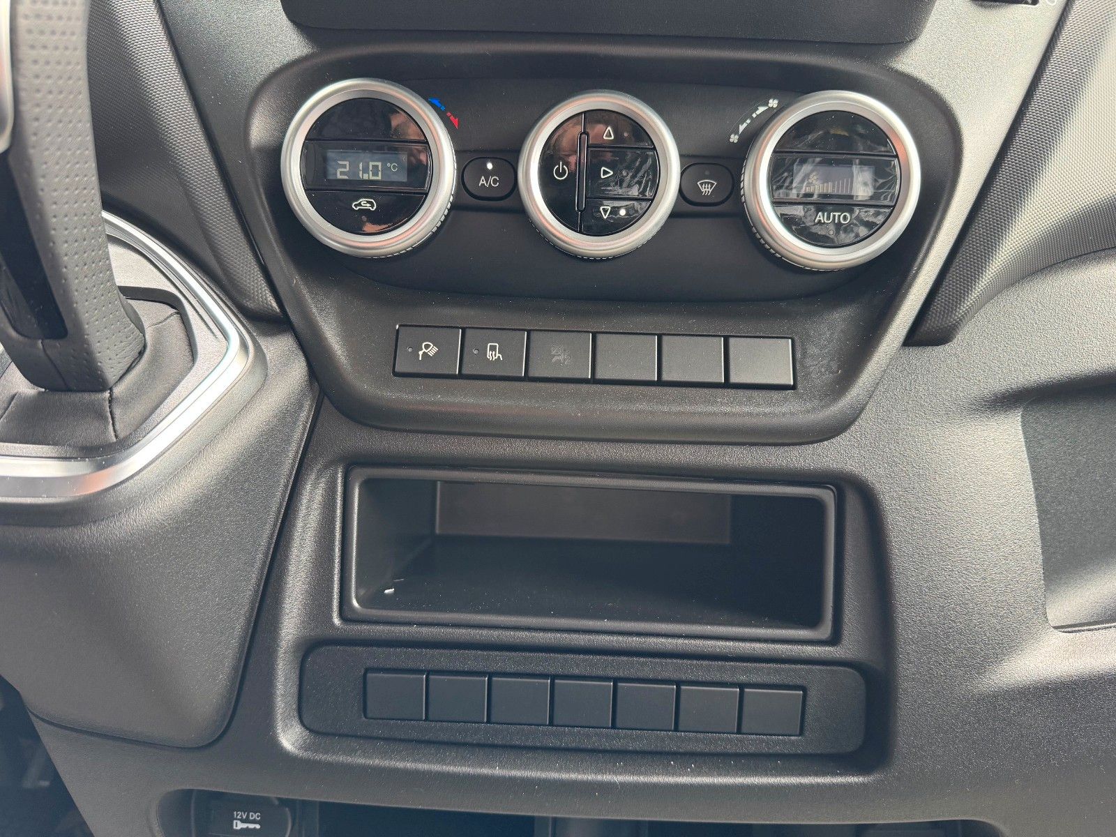 Fahrzeugabbildung Iveco Daily 35S18 HA8 *R3.520mm*Automatik*Kamera*ACC*