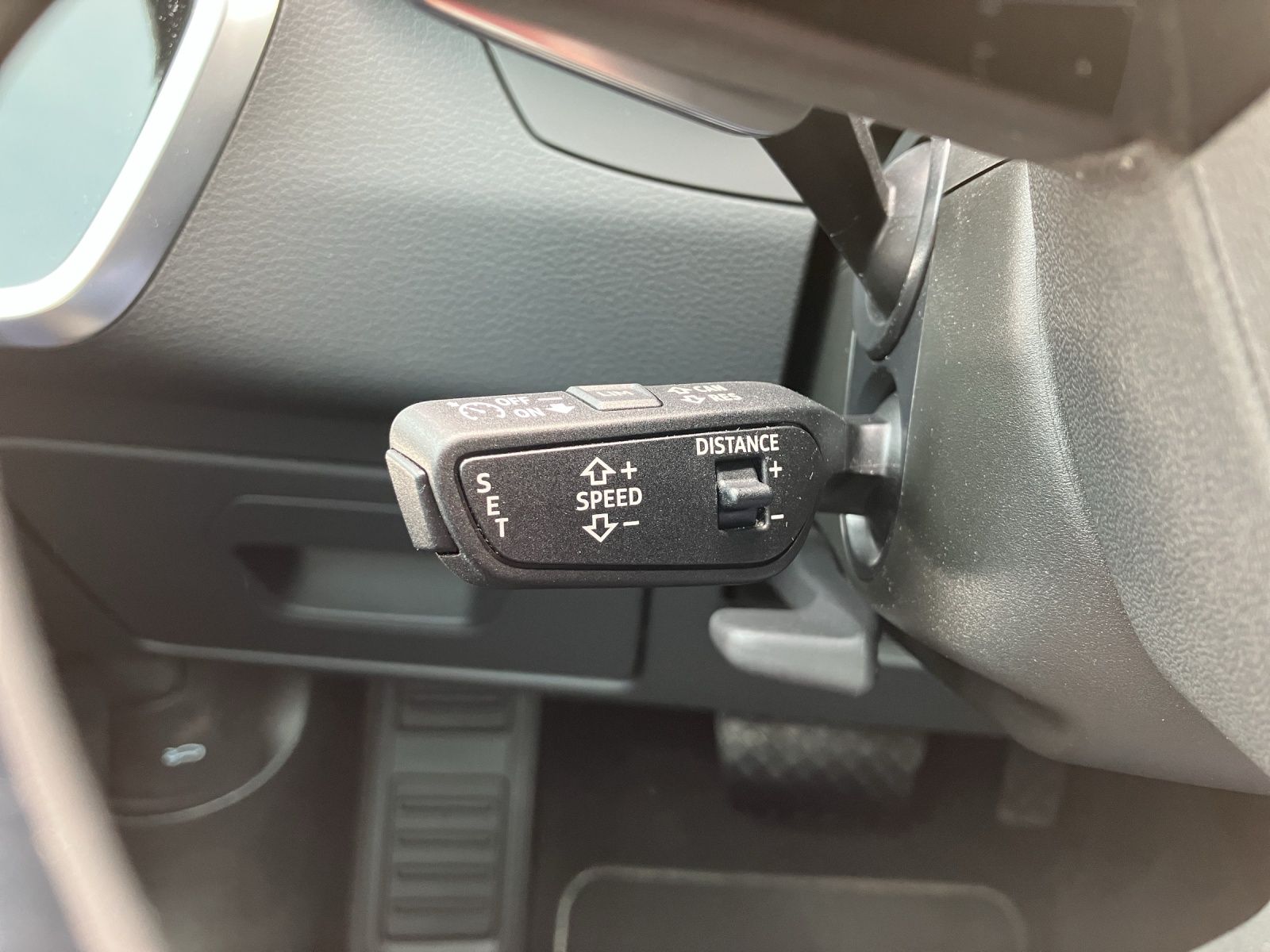 Fahrzeugabbildung Audi A6 Limousine 50 TDI quattro HD MATRIX ACC 360° K