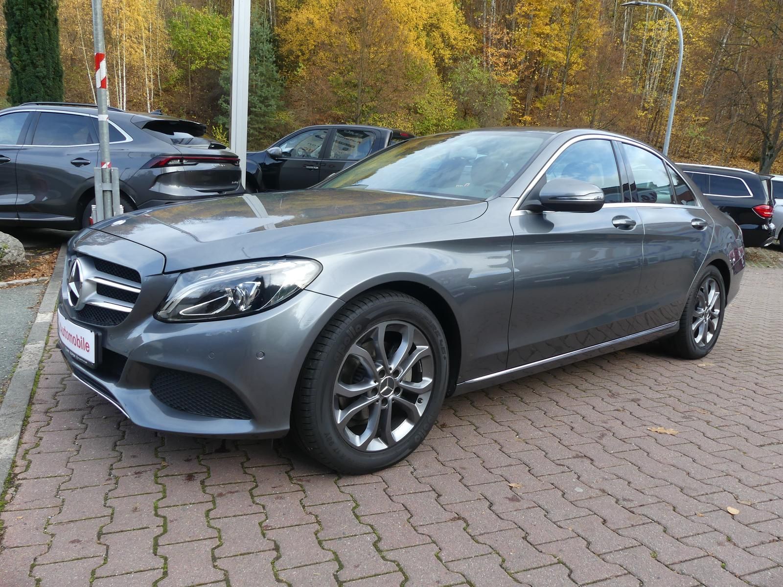 Mercedes-Benz C 200d*Klima*Sitzhzg*PDC*Navi*LED