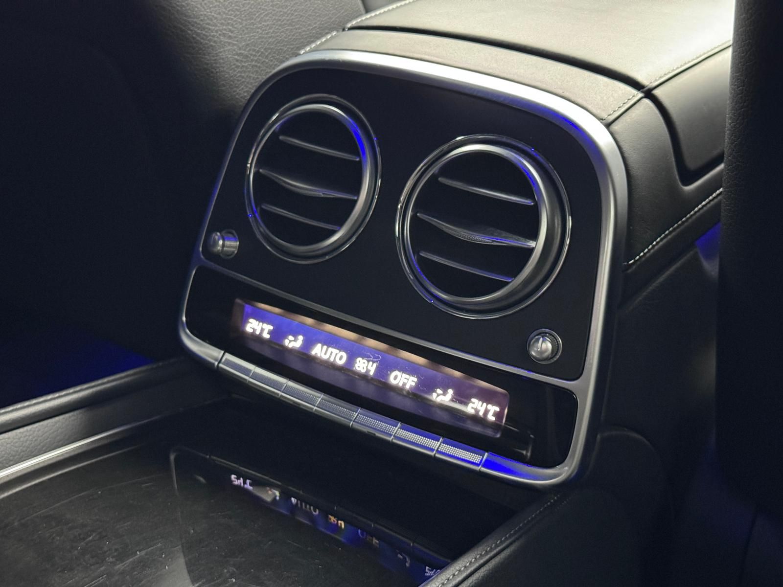 Fahrzeugabbildung Mercedes-Benz L AMG/4MATIC/PANO/BURMESTER/3xTV/CHAUFFEUR/DISTR