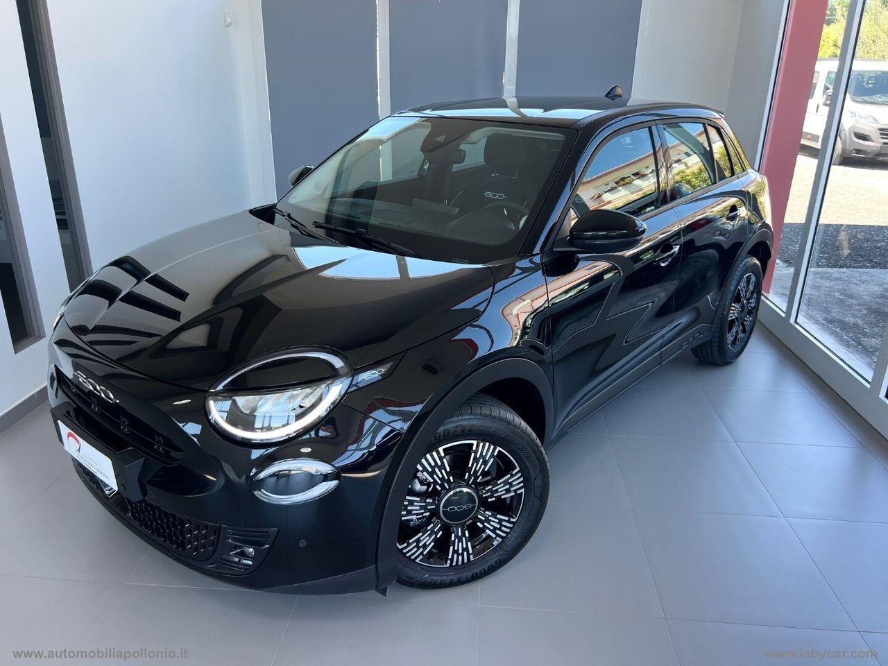 Fiat FIAT 600 Hybrid 145 CV DCT MHEV ICON - 2025 imagem 3
