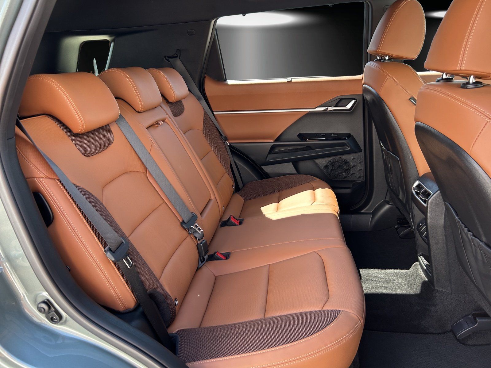 Fahrzeugabbildung Ssangyong Torres 1.5 T-GDI FOREST EDITION Aut./LED/ACC/KAM