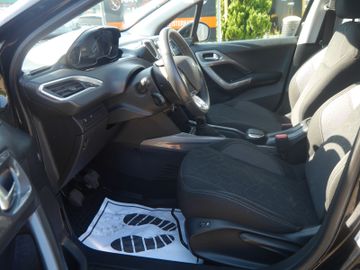 Peugeot 2008 - 7
