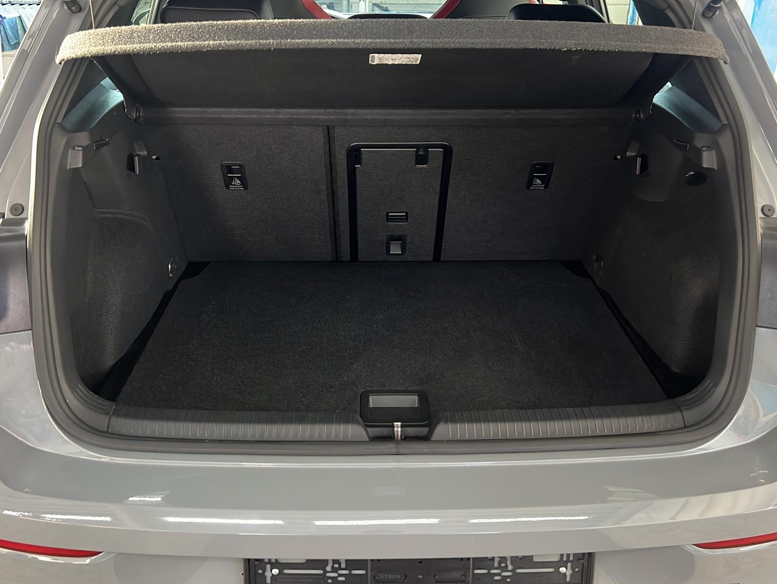 Volkswagen Golf 2.0 TSI GTI Clubsport*KeyGo*LED+*DAB*, миниатюра 7