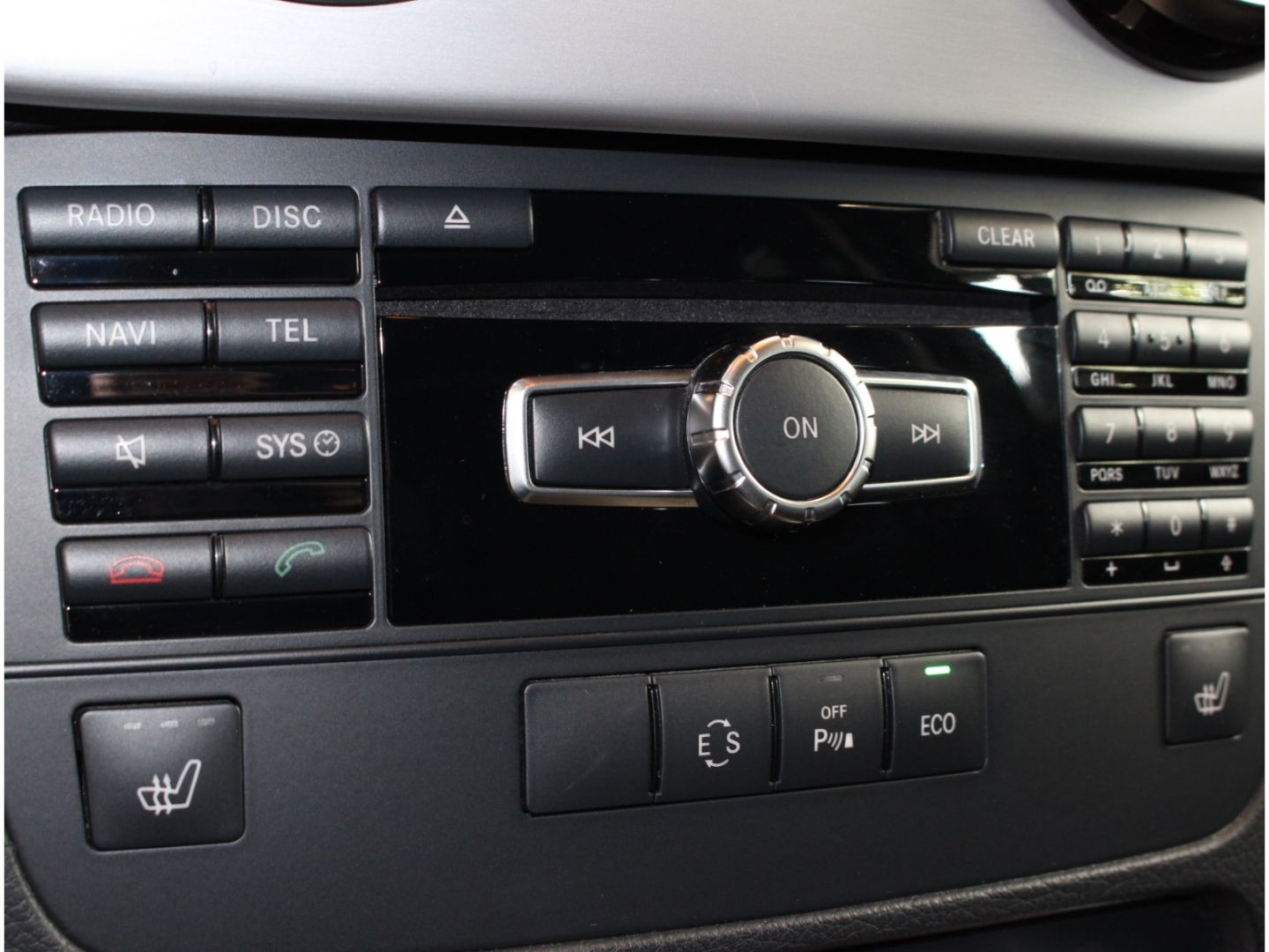 Fahrzeugabbildung Mercedes-Benz GLK 250 CDI BlueTec 4Matic DPF