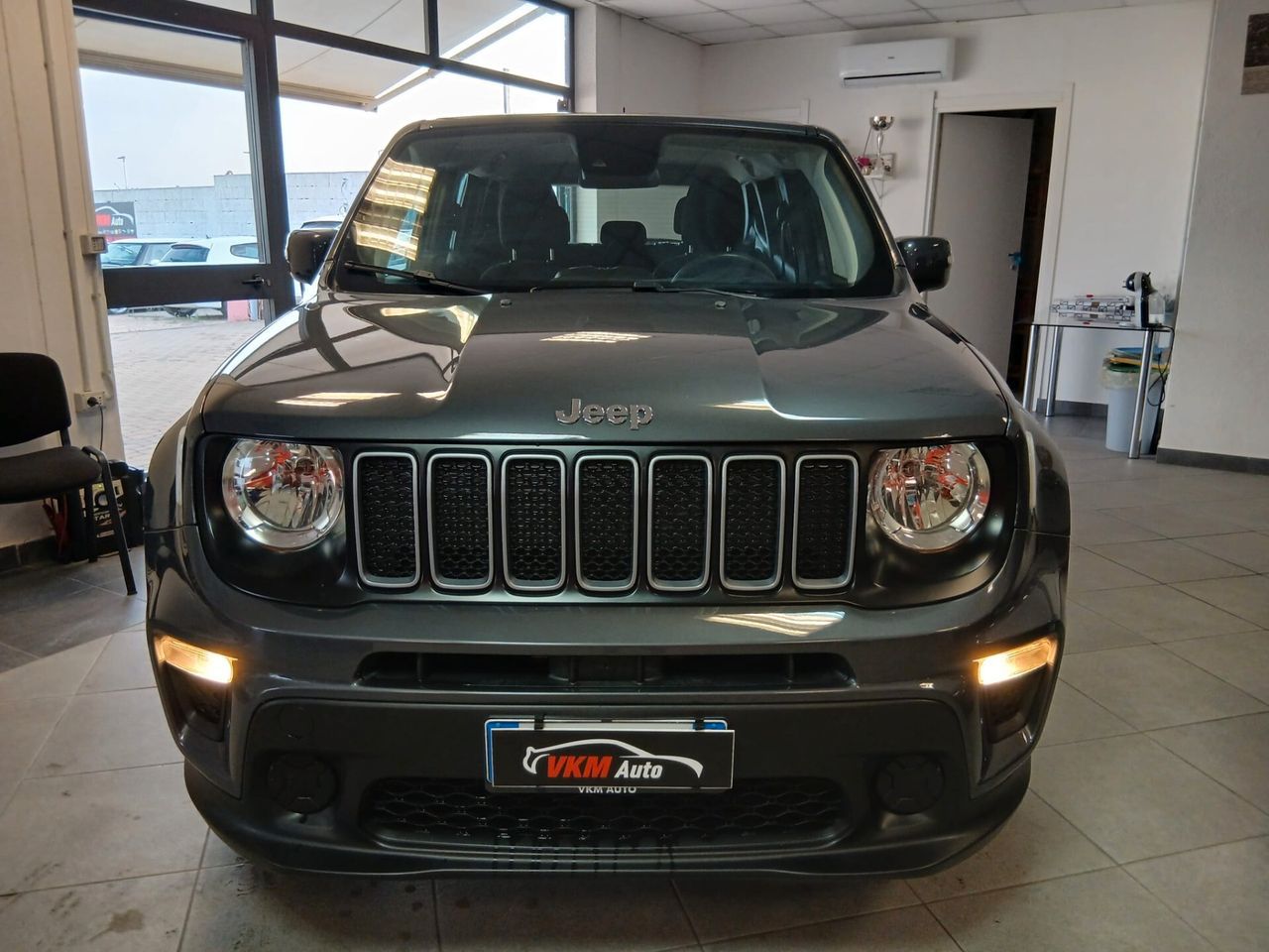 Jeep Renegade 1.0 BENZINA 120CV - 67,000KM! imagem 2