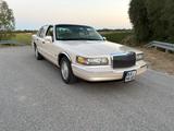 Lincoln Town Car Cartier 4,6l V8 - Lincoln Town Car Gebrauchtwagen