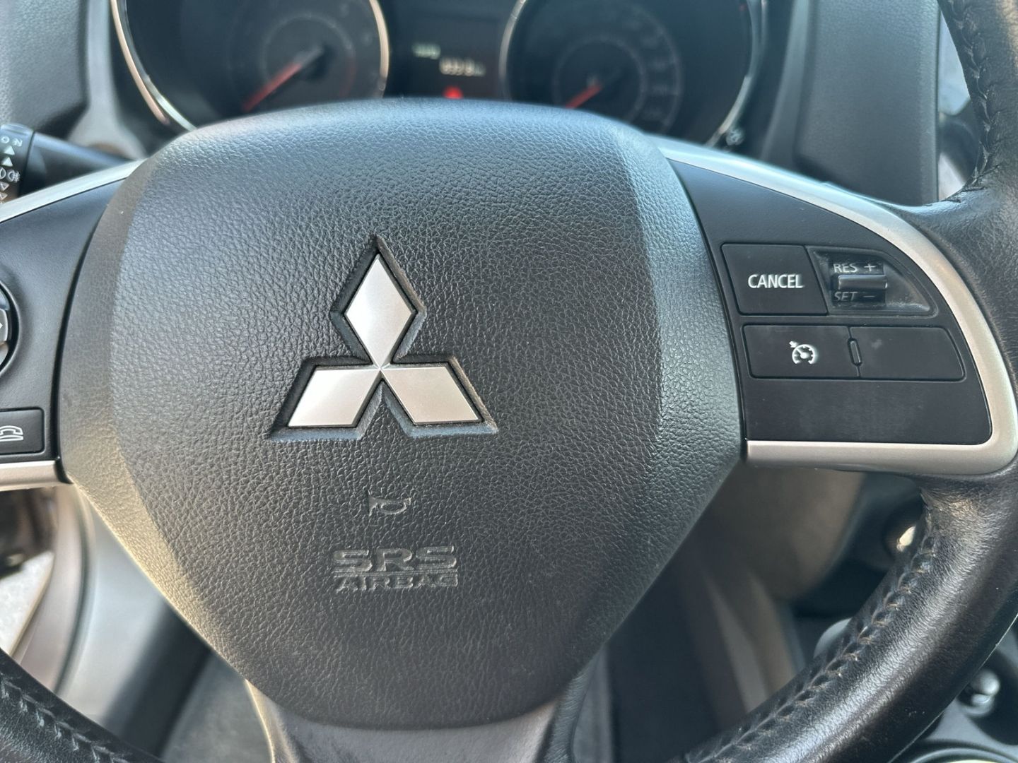 Fahrzeugabbildung Mitsubishi ASX Kollektion 2WD MIVEC 1.6 Klassik + Klimaauto