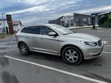 Volvo XC60 D5 AWD Summum Geartronic Summum - Volvo XC60: Beige