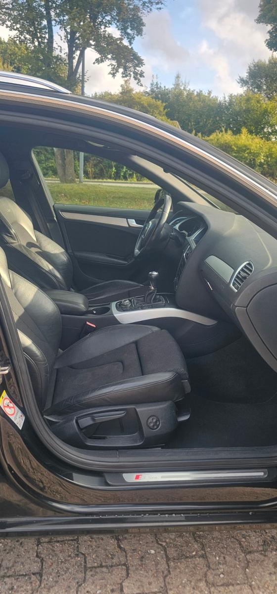 Audi A4 2010 — photo 13