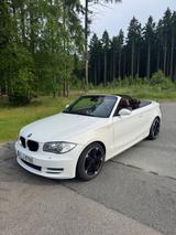 BMW 125i Cabrio E88, Sechszylinder, Benzin, Schalter - gebrauchte BMW 125 aus dem Jahr 2008