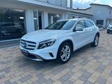 Mercedes-Benz Mercedes-benz GLA 180 d Sport - Mercedes-Benz GLA 180: Kombi