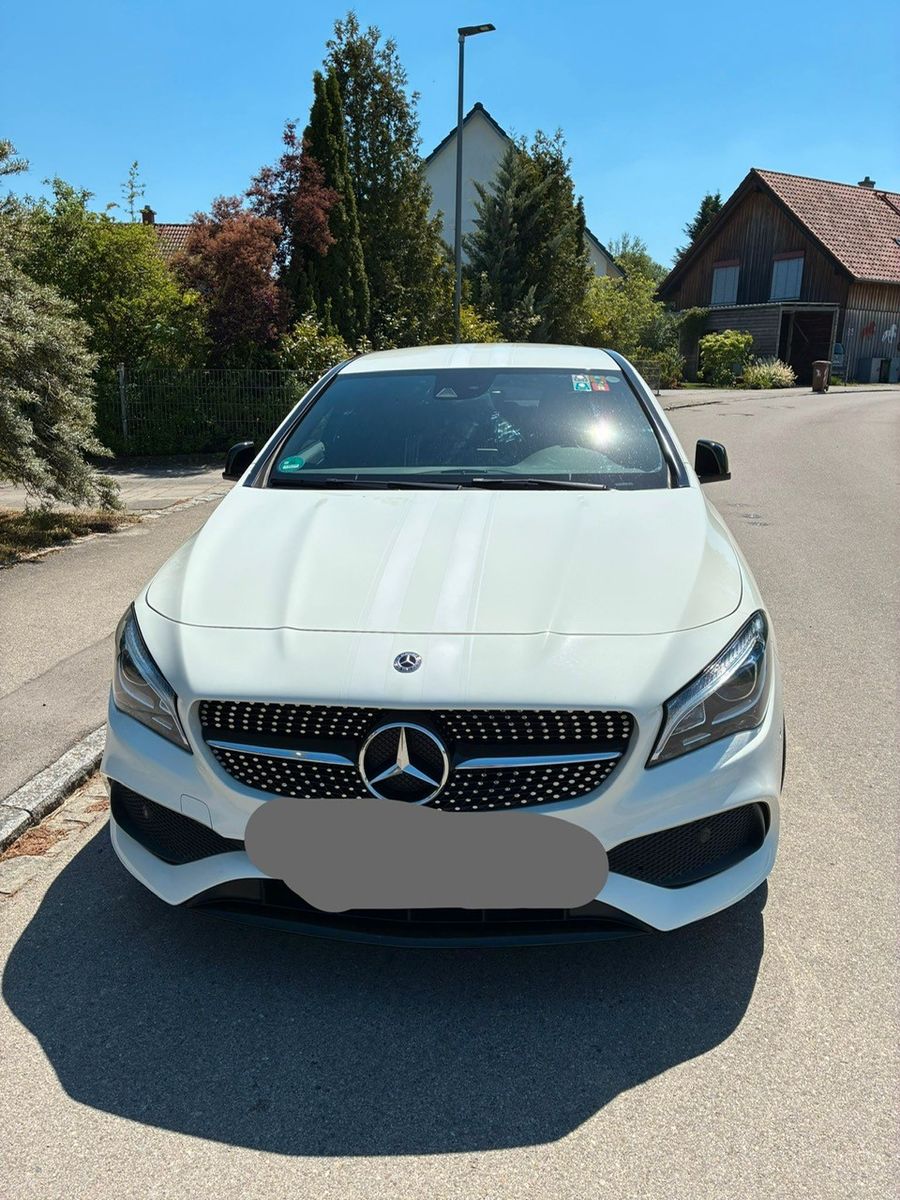 MERCEDES-BENZ CLA 200 PEAK Edition PEAK Edition