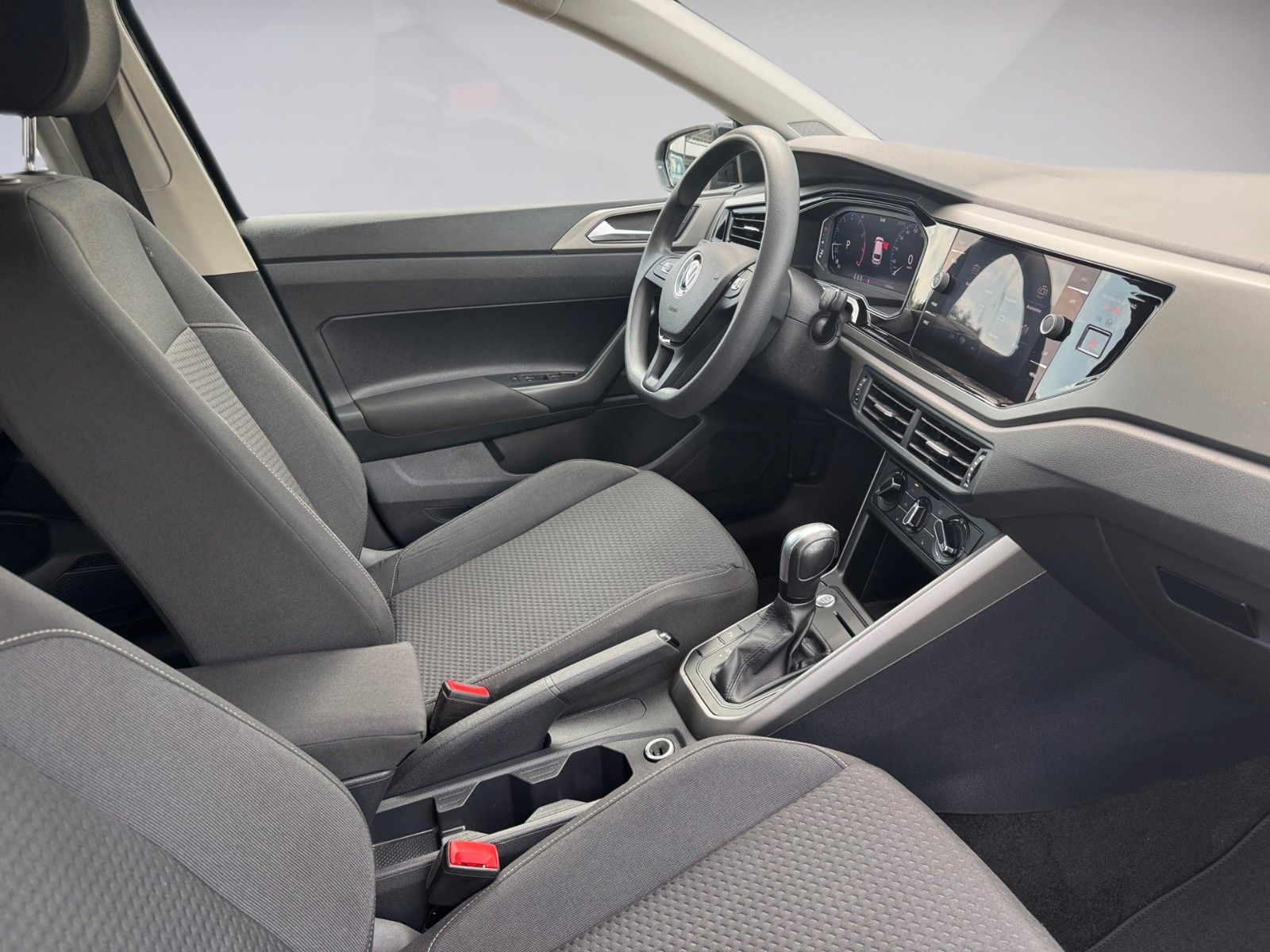 Fahrzeugabbildung Volkswagen Polo VI Comfortline 1.0TSI