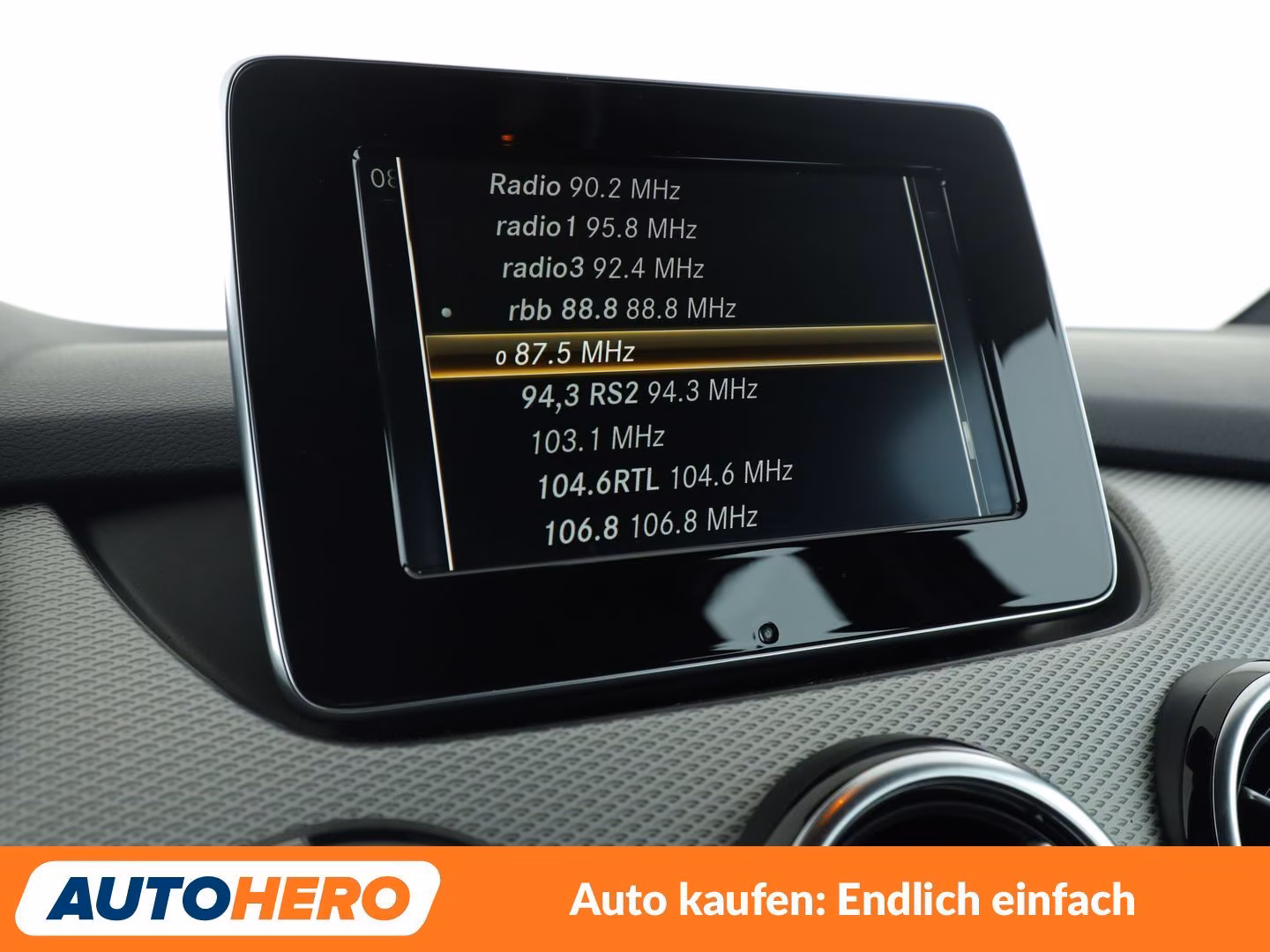 Mercedes-Benz B 180 Urban Aut.*NAV*LED*TEMPO*PDC*SHZ*ALU*KLIMA