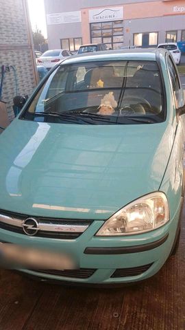 Opel Defekter Opel Corsa C 1,0 Liter Baujahr 20...