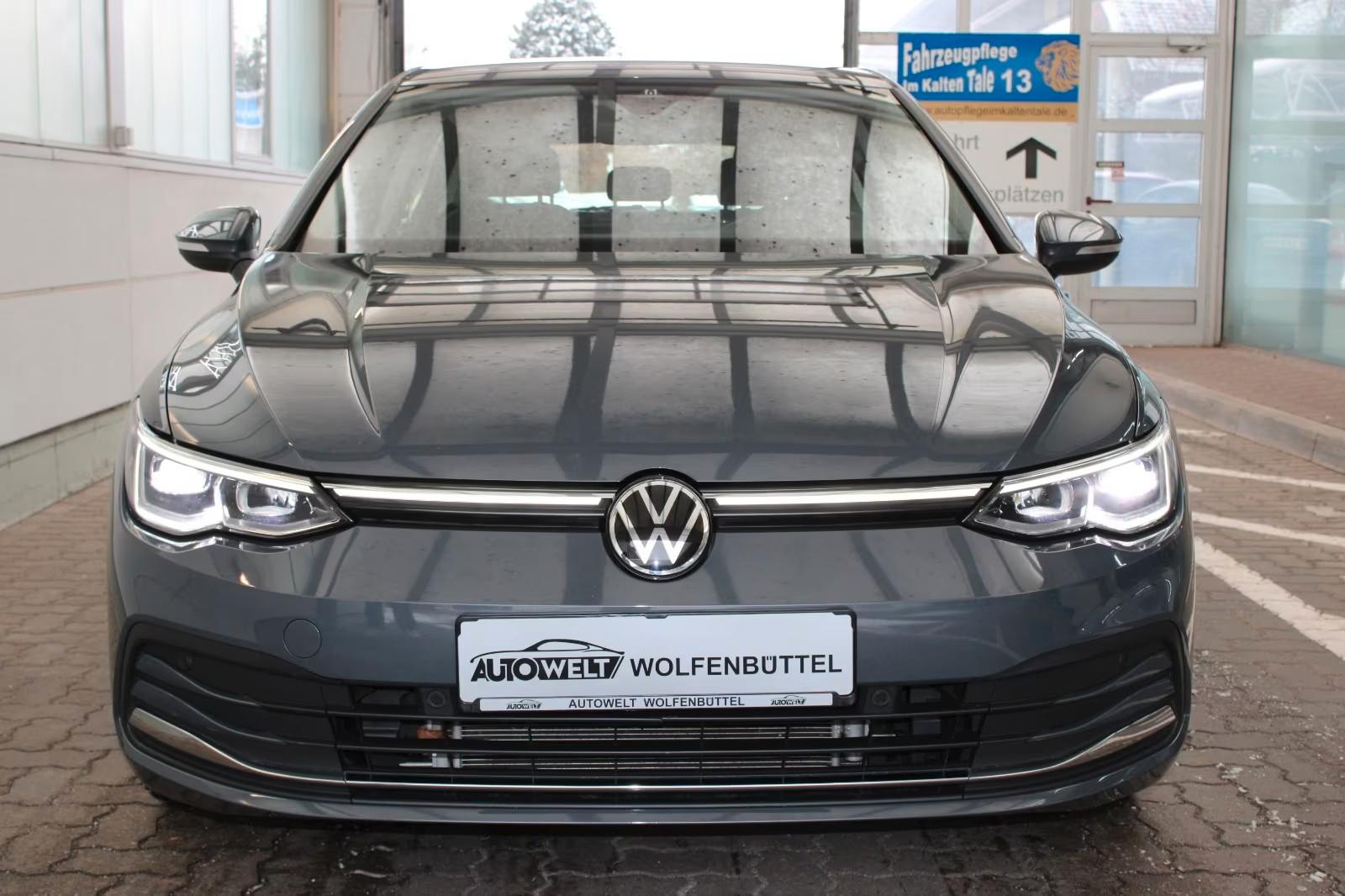 Volkswagen Golf VIII Lim. Style eTSI
