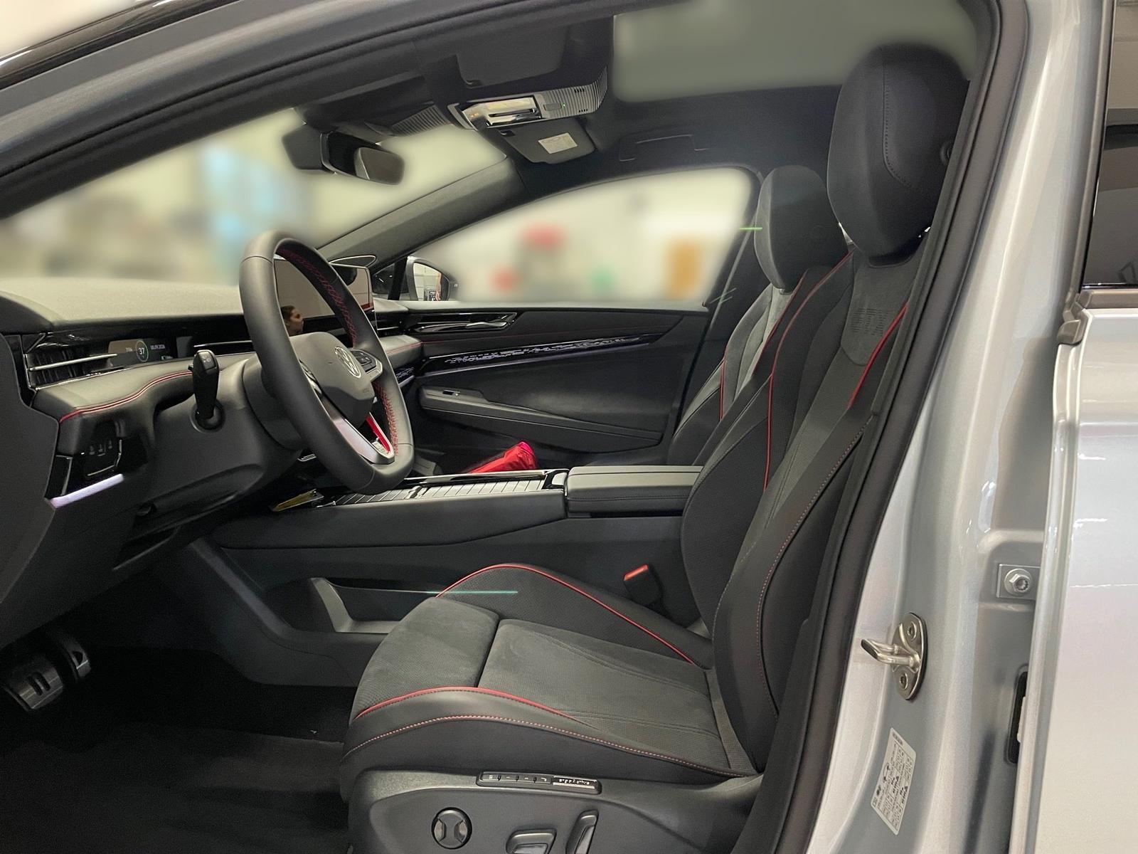 Volkswagen ID.7 Tourer 4M GTX *AHK*HEAD-UP*HARMAN*PANO*MATR