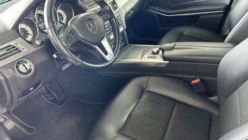 Mercedes E 200 - 11