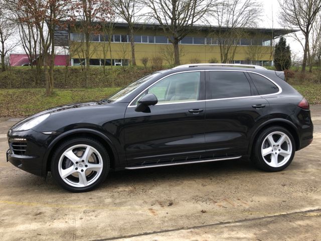 Porsche Cayenne 3,0 TDI Diesel  V6 Sport