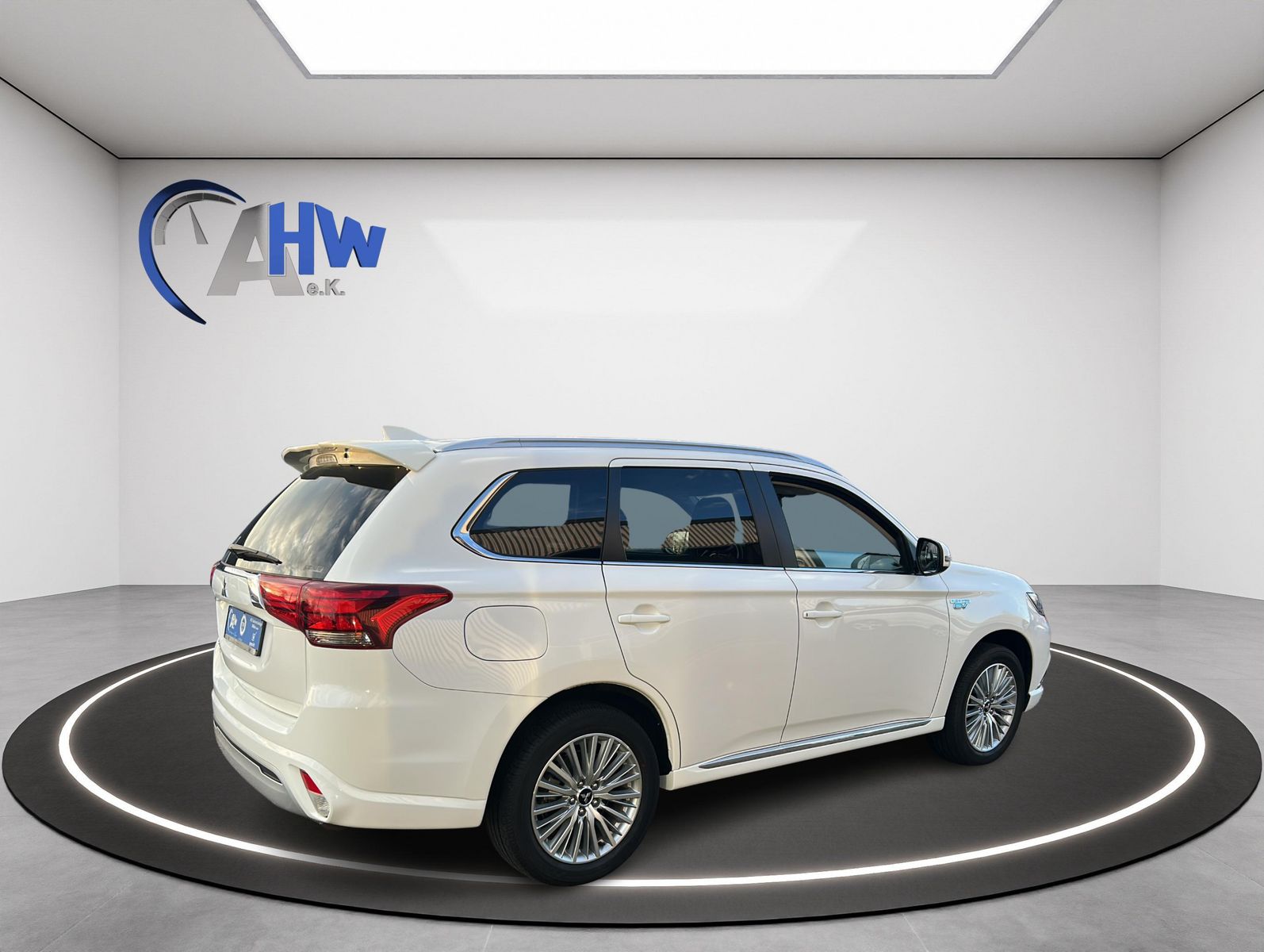Fahrzeugabbildung Mitsubishi Outlander 2.4 Plug-In Hybrid