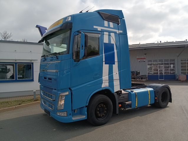 Volvo FH 500 4x2T Globe I-PARC Cool ACC 2xTank Spoiler