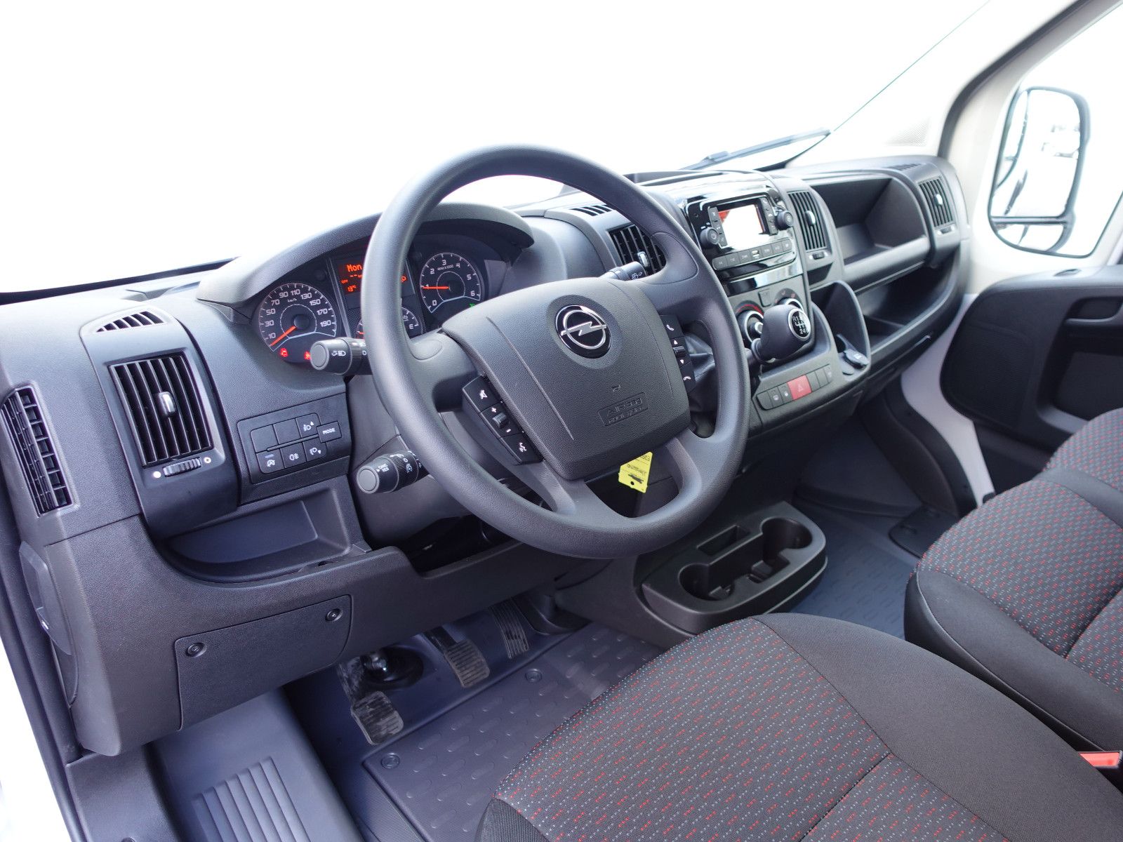 Fahrzeugabbildung Opel Movano Kasten L1H1 3,5t, Allwetter, Klima