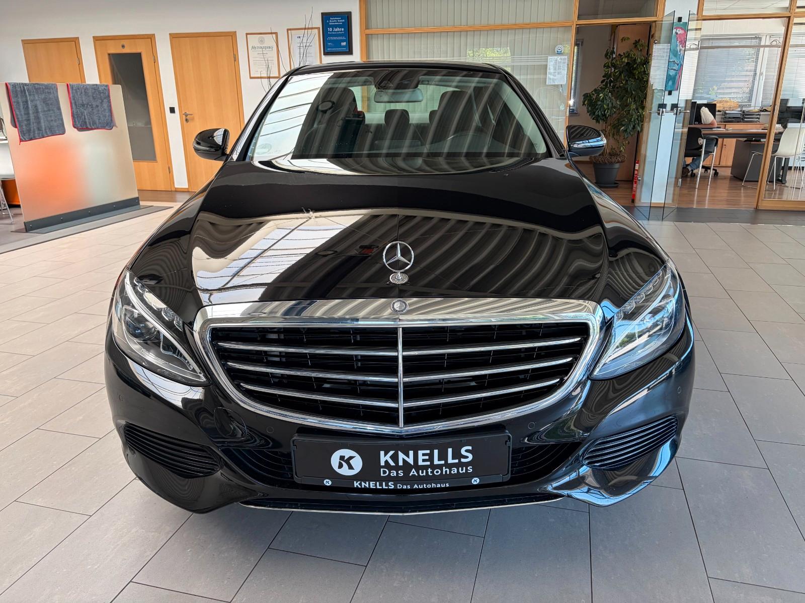Mercedes-Benz C 180 Limousine Exclusive/NAVI/SHZ/LED/PDC