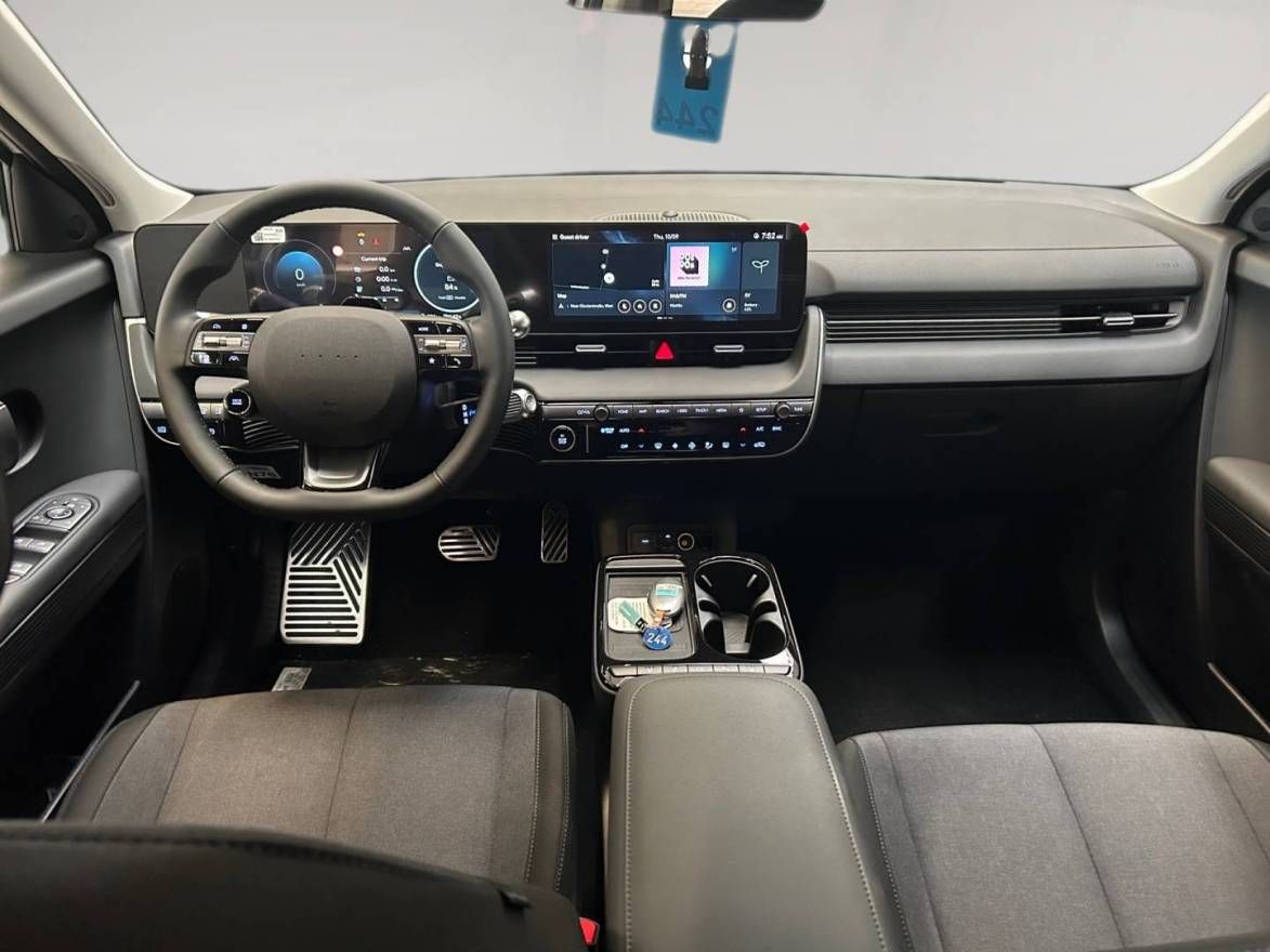 Fahrzeugabbildung Hyundai IONIQ 5 CENTRIQ BOSE Soundsystem. Park-Paket, LE