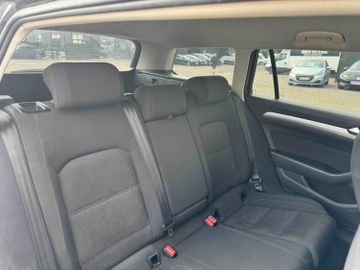 Volkswagen Passat Variant - 12