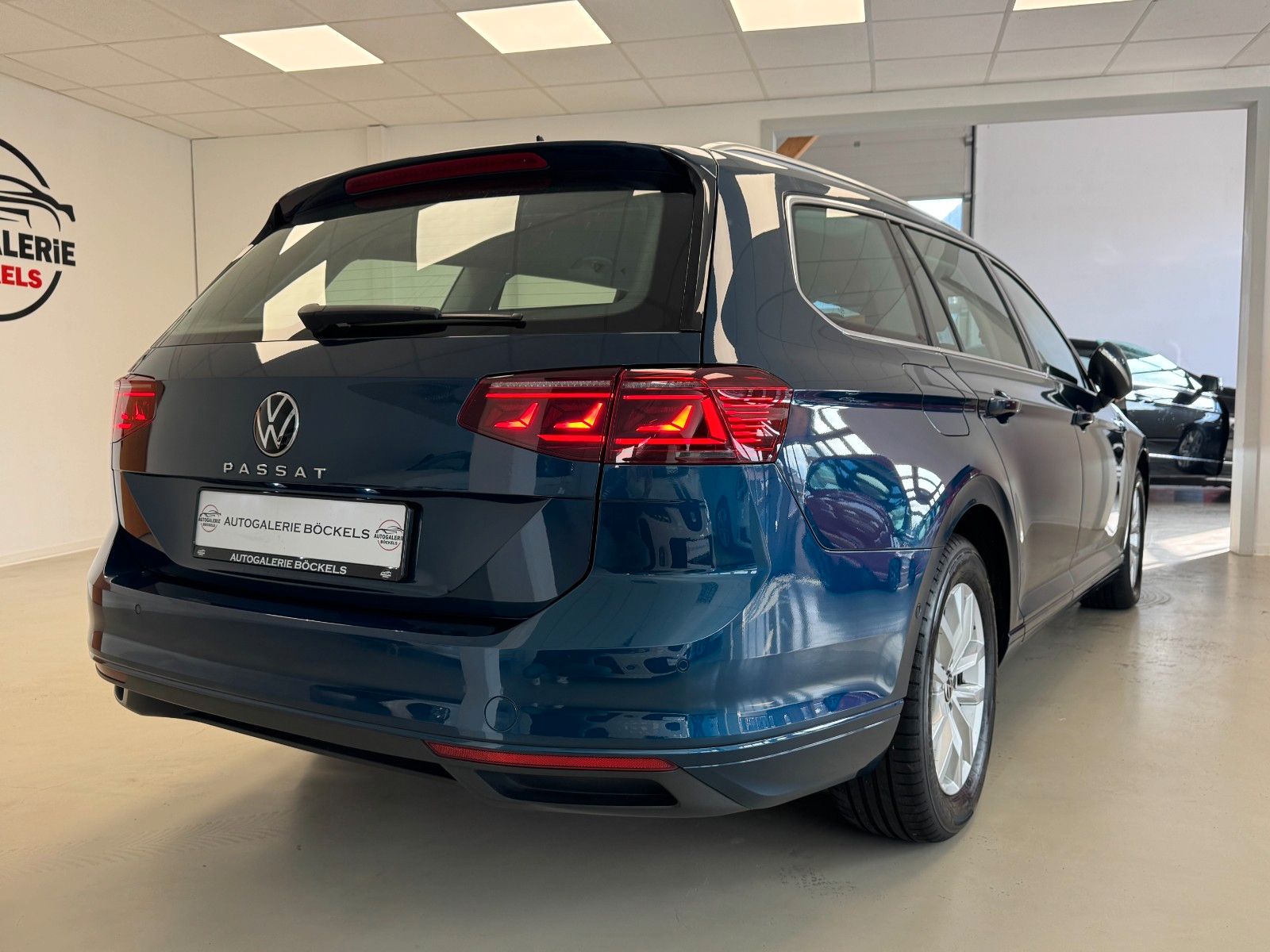 Volkswagen Passat Variant 2.0 TDI Business°LED°Standheizung imagem 2